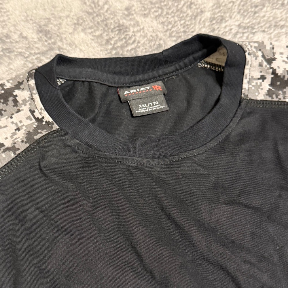 Ariat Work FR Mens XXL Black Digital Camo Raglan Long Sleeve T-Shirt CAT 2 NFPA - Picture 3 of 8